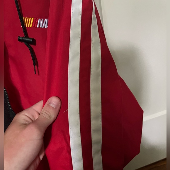 Authentic NASCAR Budweiser Racing Jacket - Picture 7 of 7